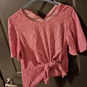 H&M Red and White Patterned Blouse